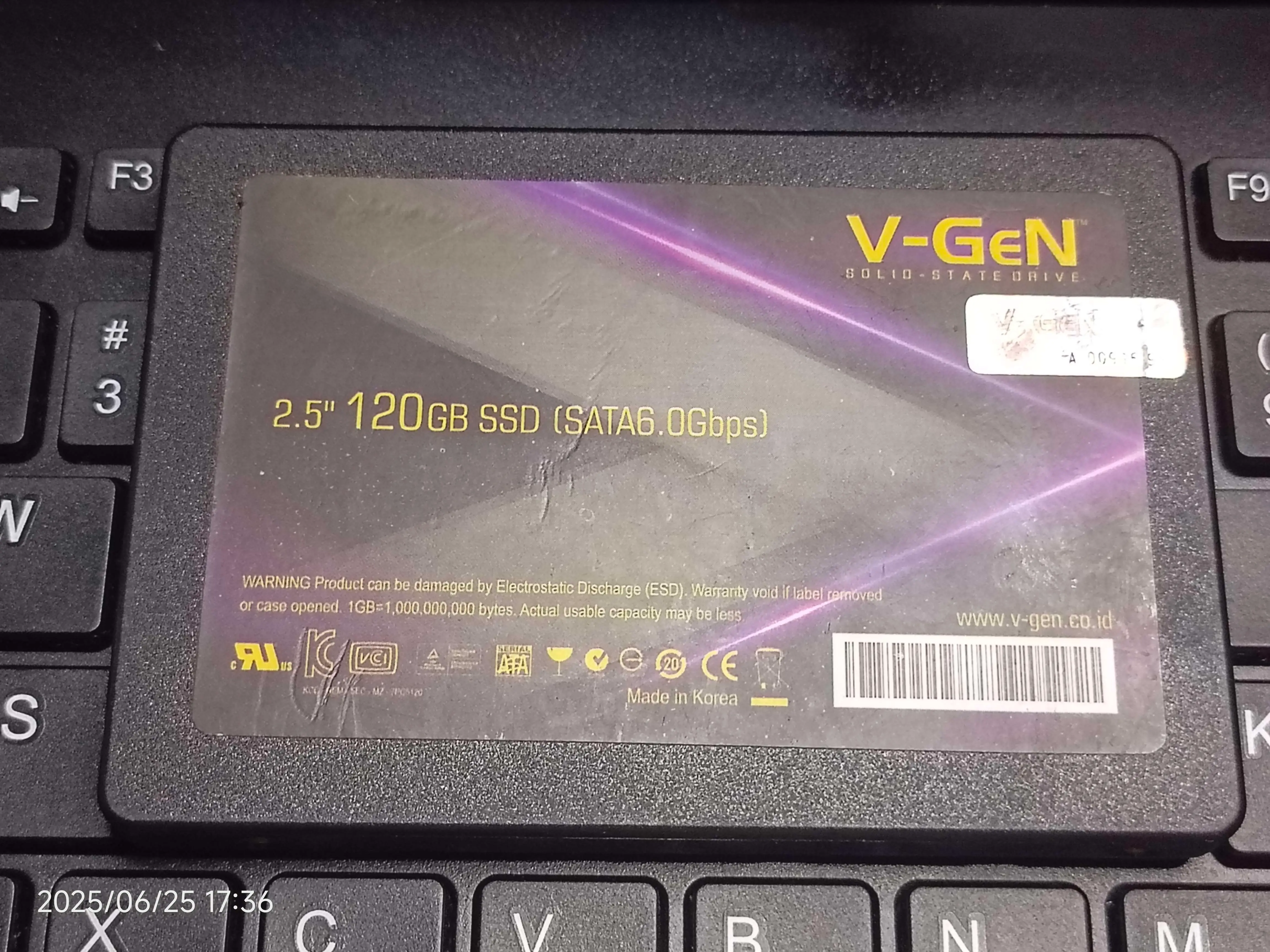 a 2.5-inch V-GEN branded SATA Gen 3 SSD
